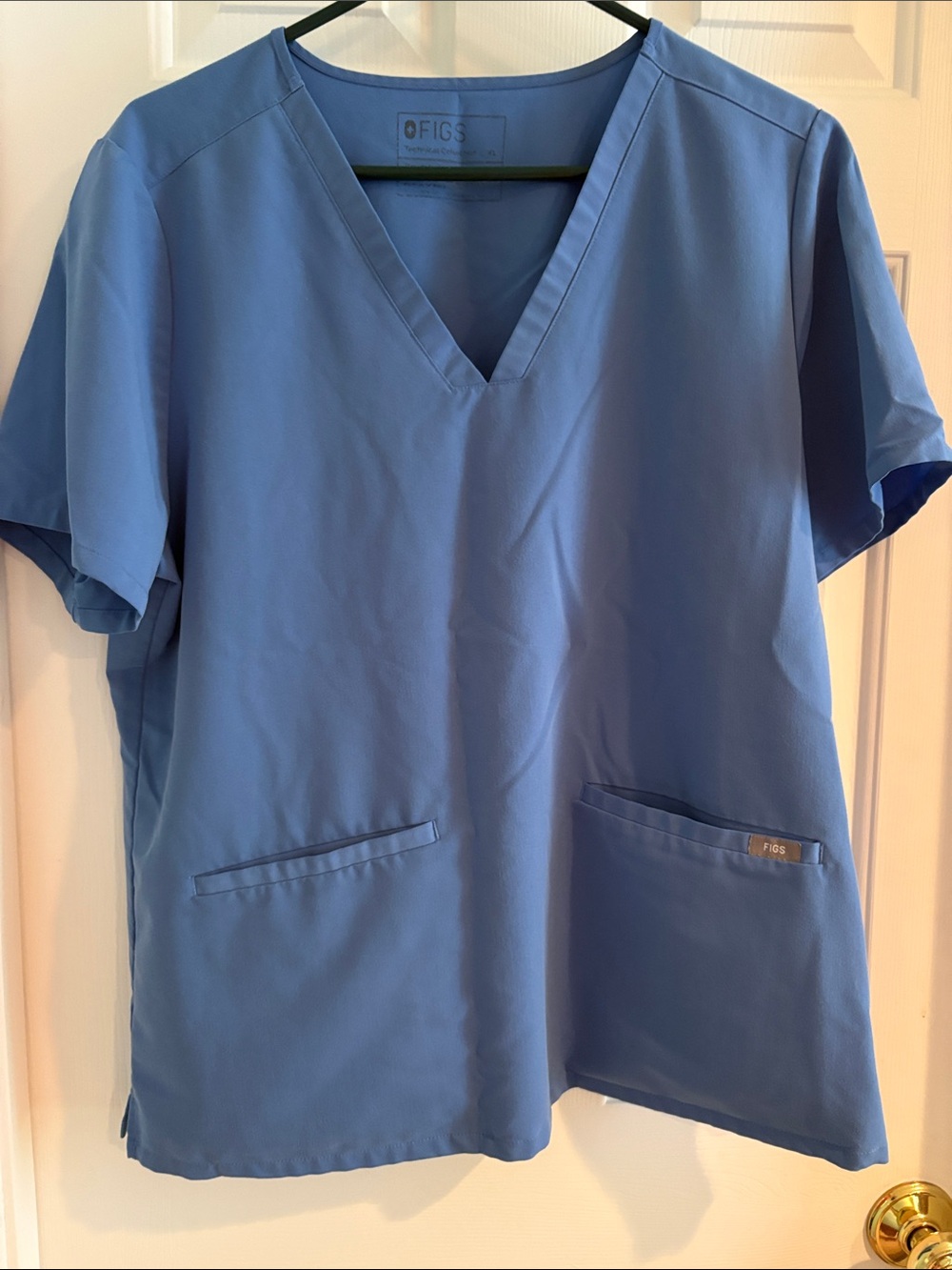 Figs Women's V-Neck Short Sleeve Scrub Top in Ceil Blue